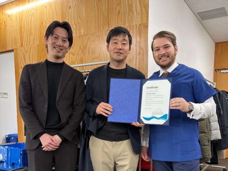 アメリカのLorenzo Tavelli先生と日本の小川雄大先生